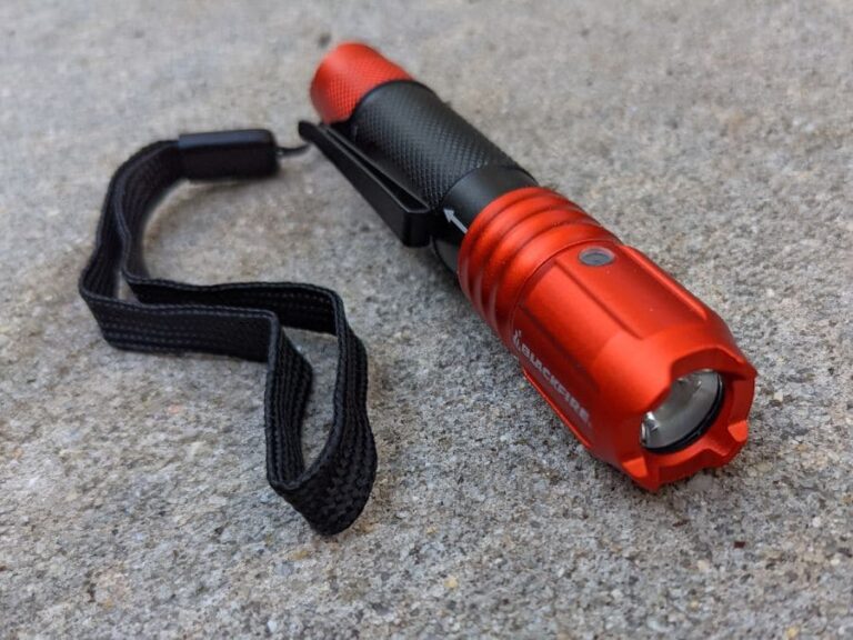 Blackfire Rechargeable Flashlight BBM6411 Review