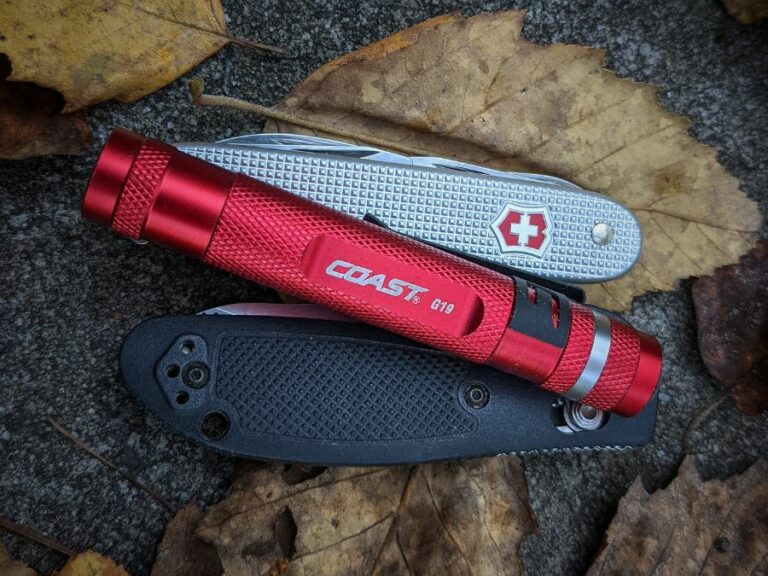 Coast G19 Flashlight Review