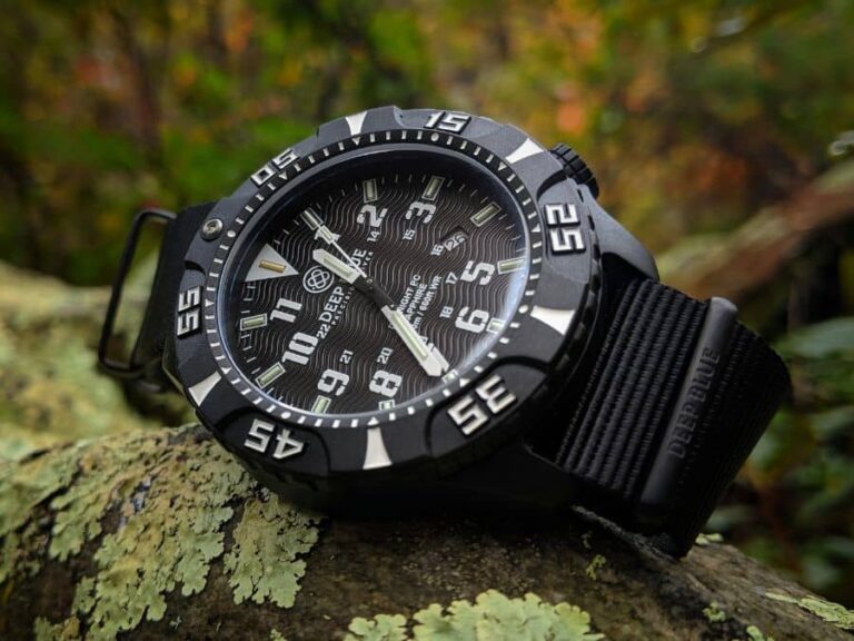 Deep Blue DAYNIGHT Tritium Quartz Dive Watch Review