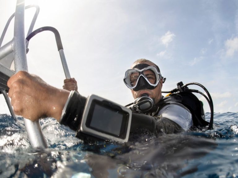 What You Need To Know About Dive Computers
